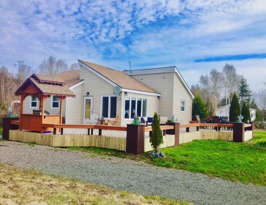 The Cedar At Mira Riverfront Getaway Villa Marion Bridge Exterior photo